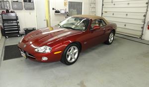 2001 Jaguar XK8 Exterior