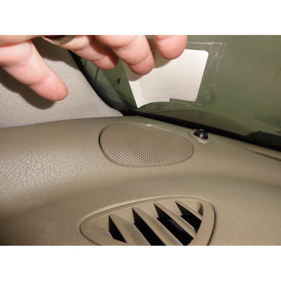 2000 Jaguar XK8 Dash speaker location