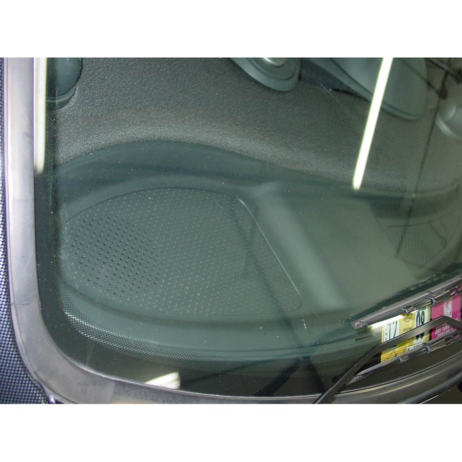 2003 Smart fortwo Dash speaker location