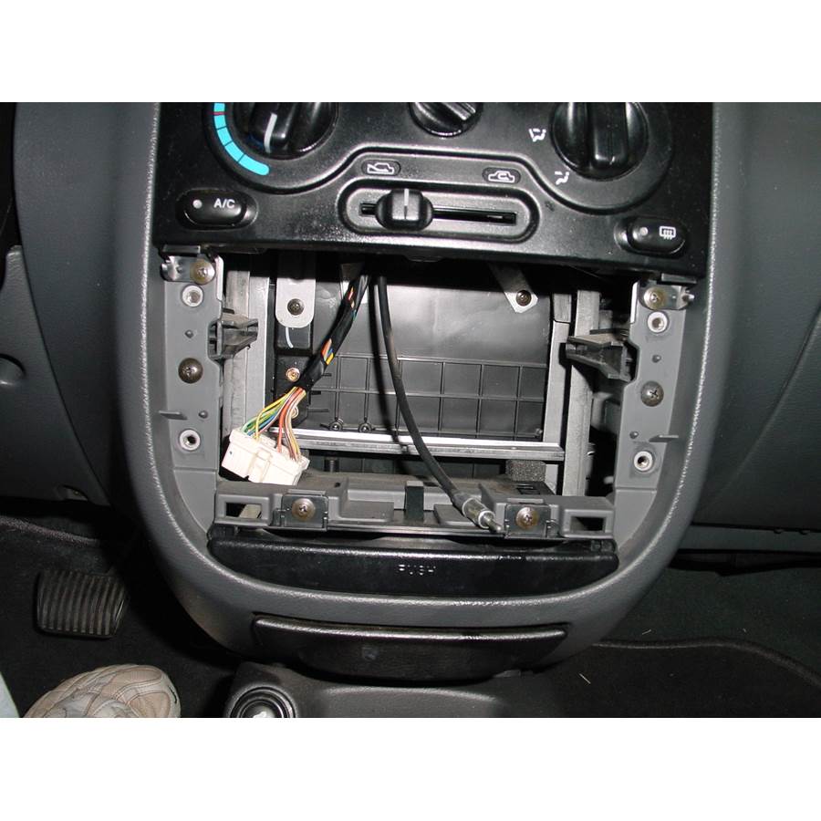 1999 Daewoo Lanos Factory radio removed