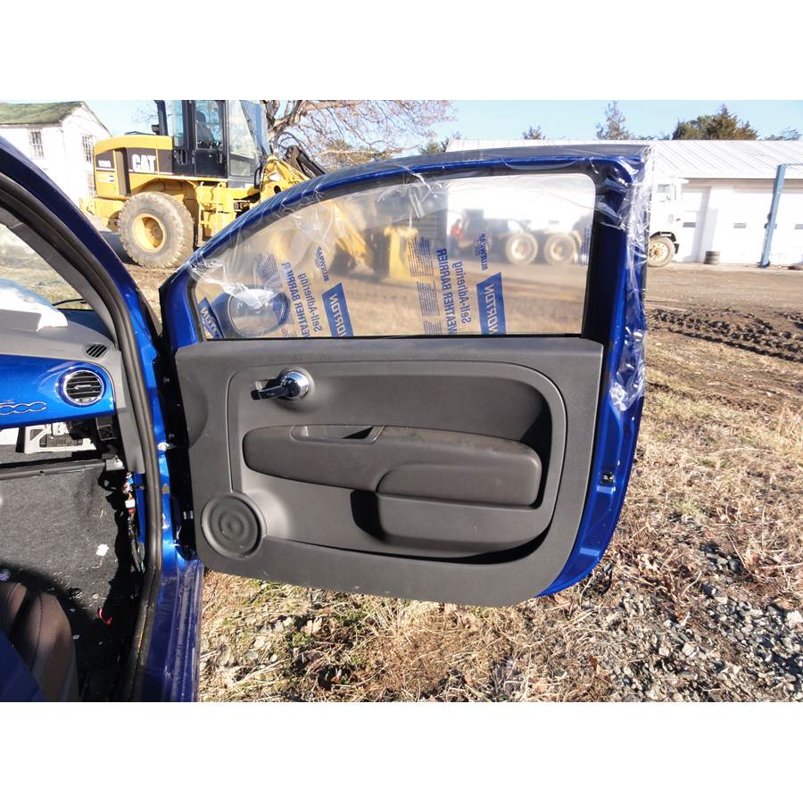 2014 Fiat 500 Front door speaker location