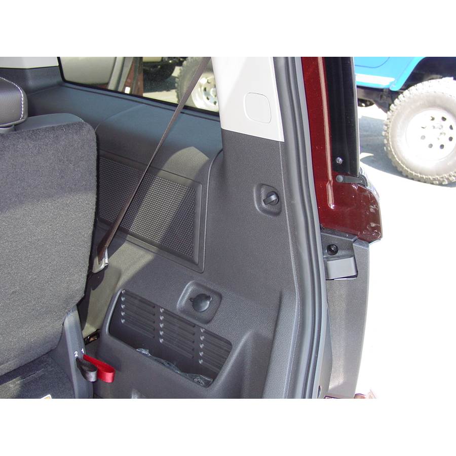 2009 Ford Flex Far-rear side speaker location