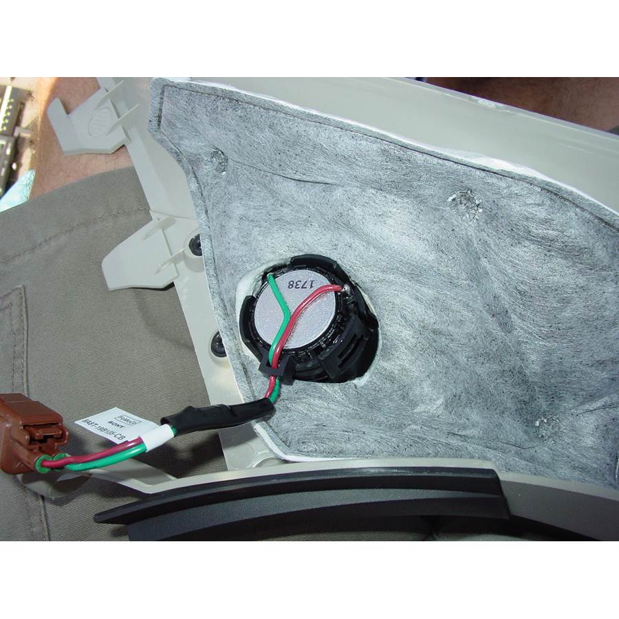 2012 Ford Flex Front pillar speaker
