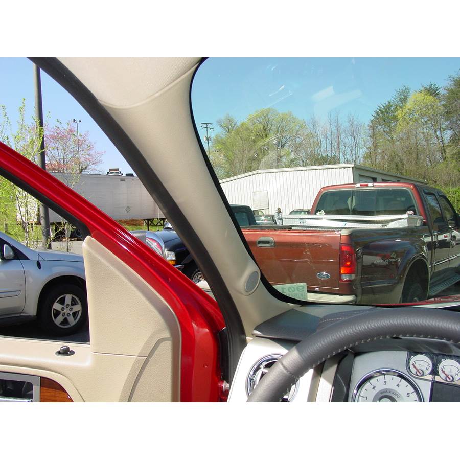 2013 Ford F-150 King Ranch Front pillar speaker location