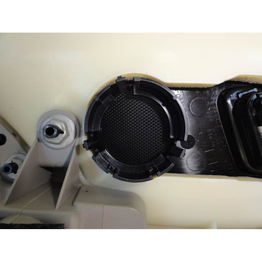 2011 Ford Explorer Front door tweeter removed