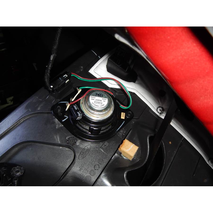 2012 Ford Explorer Rear pillar speaker