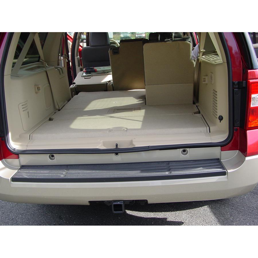 2014 Ford Expedition Far-rear side speaker location