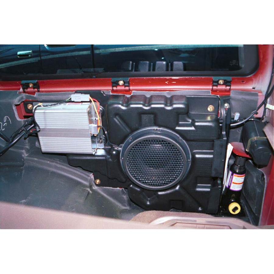 2001 Ford Expedition Far-rear side speaker