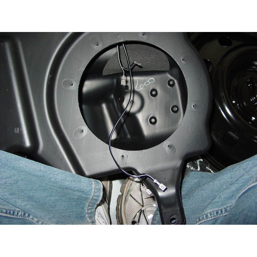 2007 Ford Edge Far-rear side speaker removed