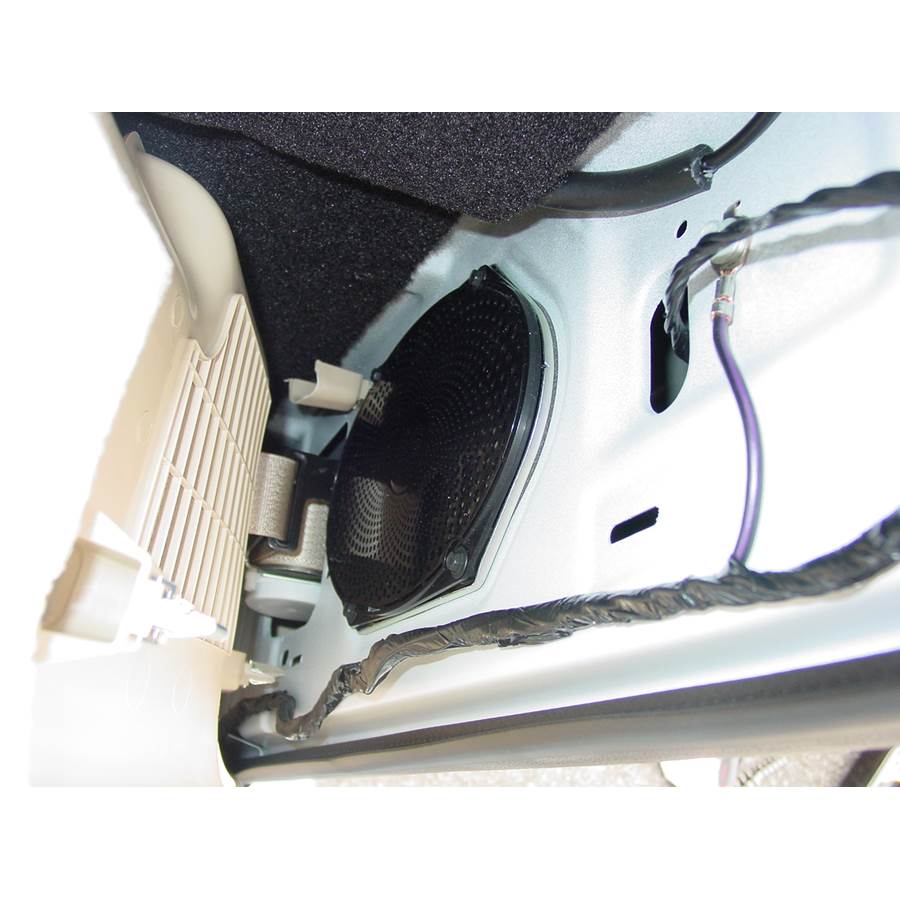 2013 Ford F-350 Rear cab speaker