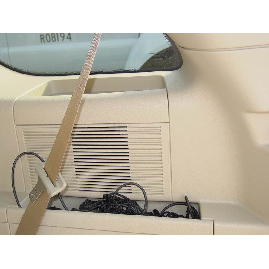 2005 Ford Freestyle Far-rear side speaker location