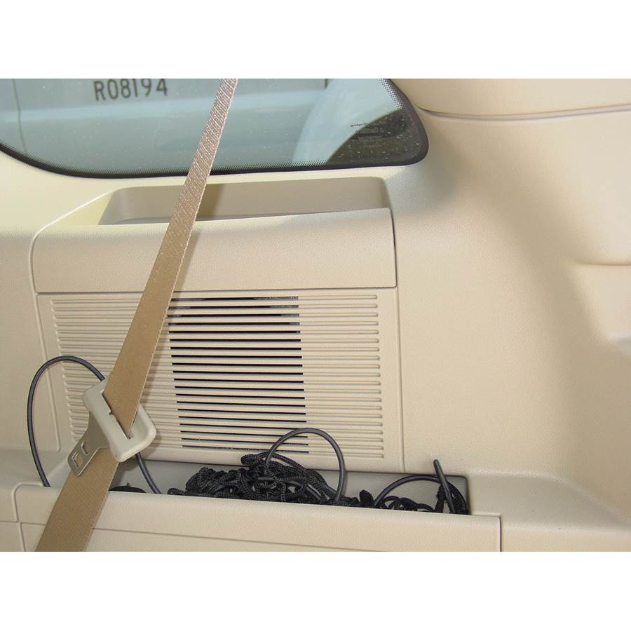 2007 Ford Freestyle Far-rear side speaker location