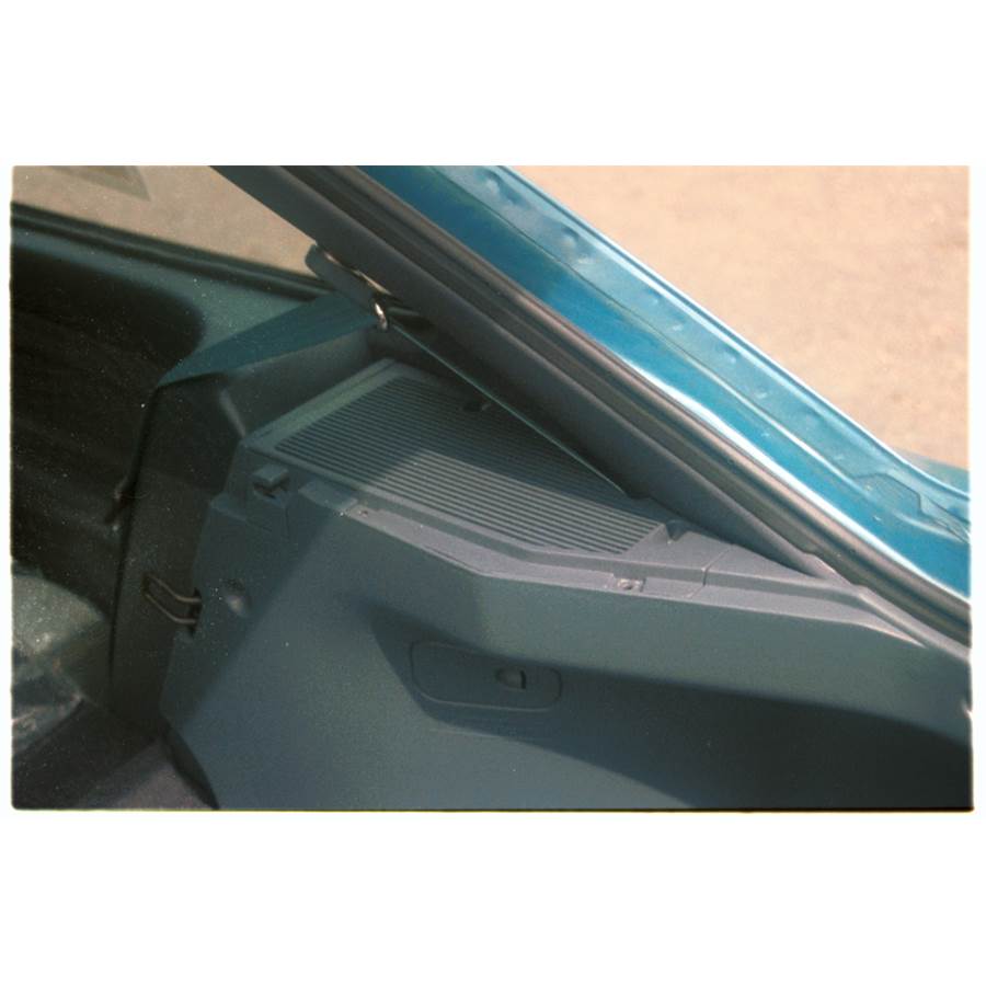 1991 Ford Escort LX Side panel speaker location