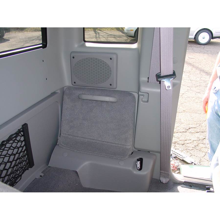 1998 Ford Ranger Rear cab speaker location