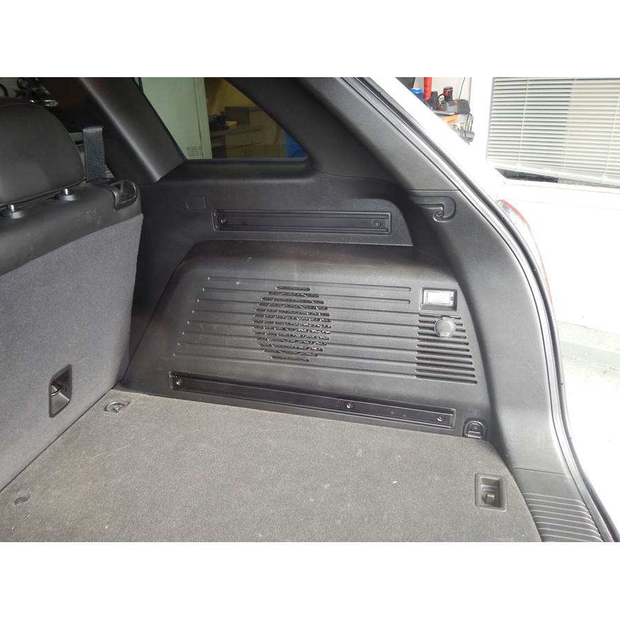2012 Chevrolet Captiva Sport Far-rear side speaker location