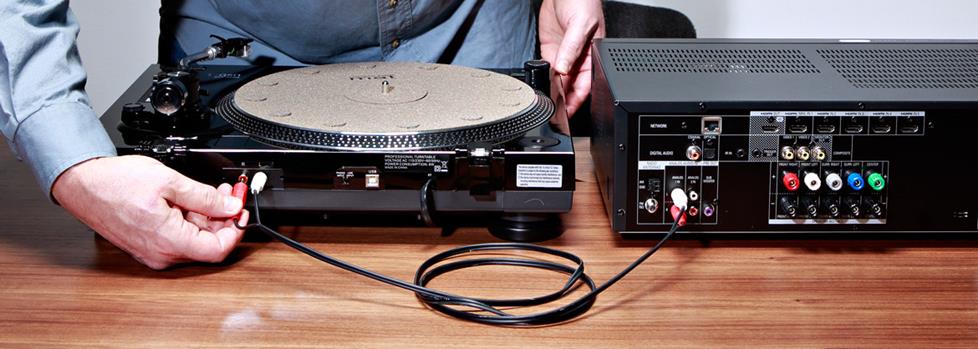 turntable aux output