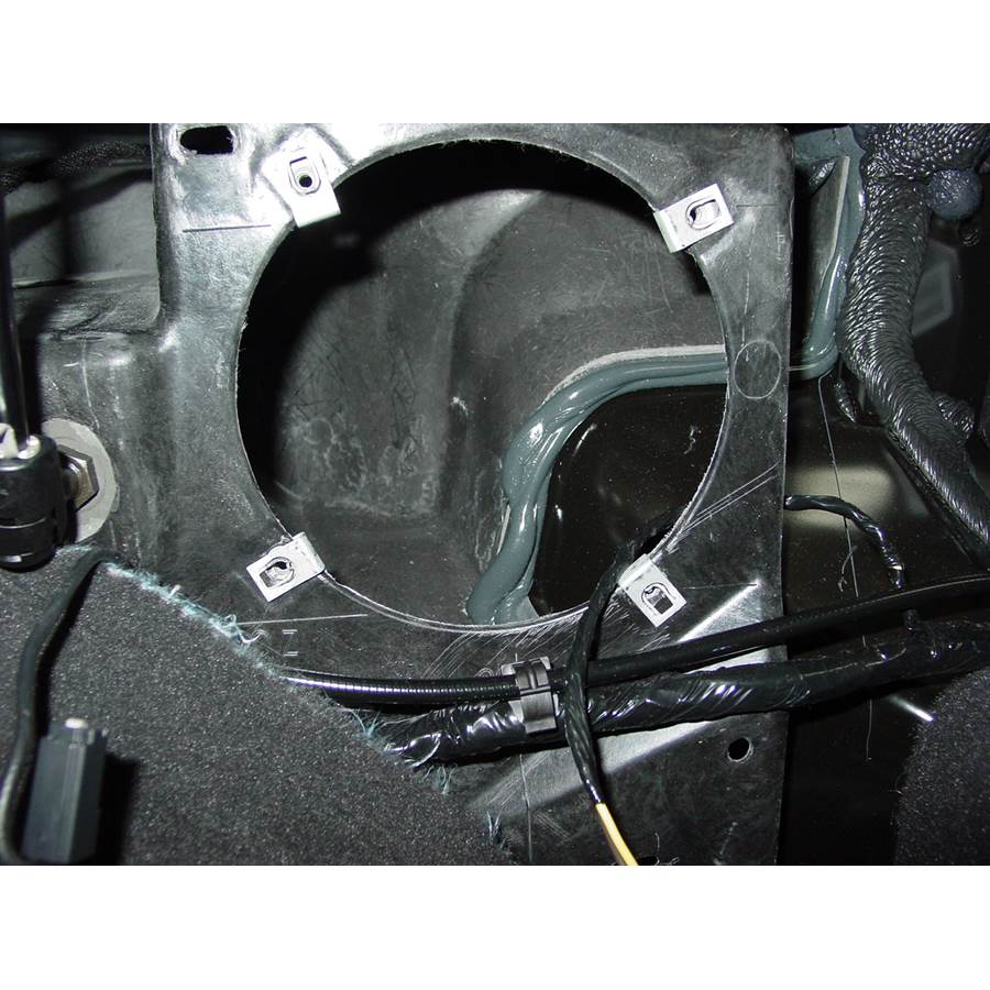 2005 Chevrolet Corvette Mid-rear speaker removed