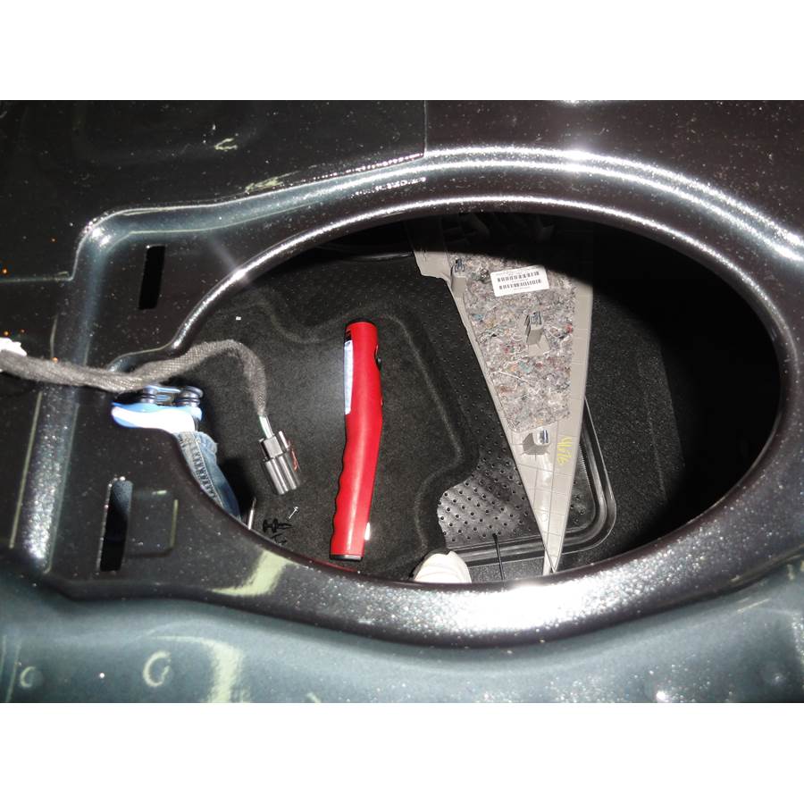 2013 Chevrolet Cruze Rear deck speaker removed