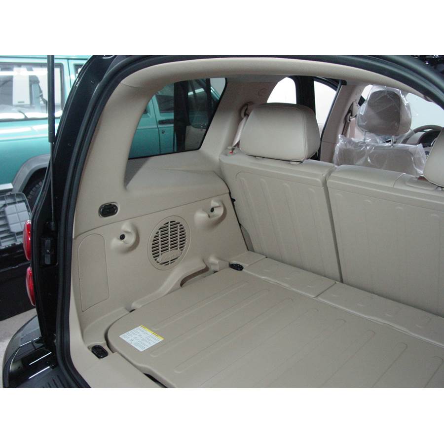 2006 Chevrolet HHR Far-rear side speaker location