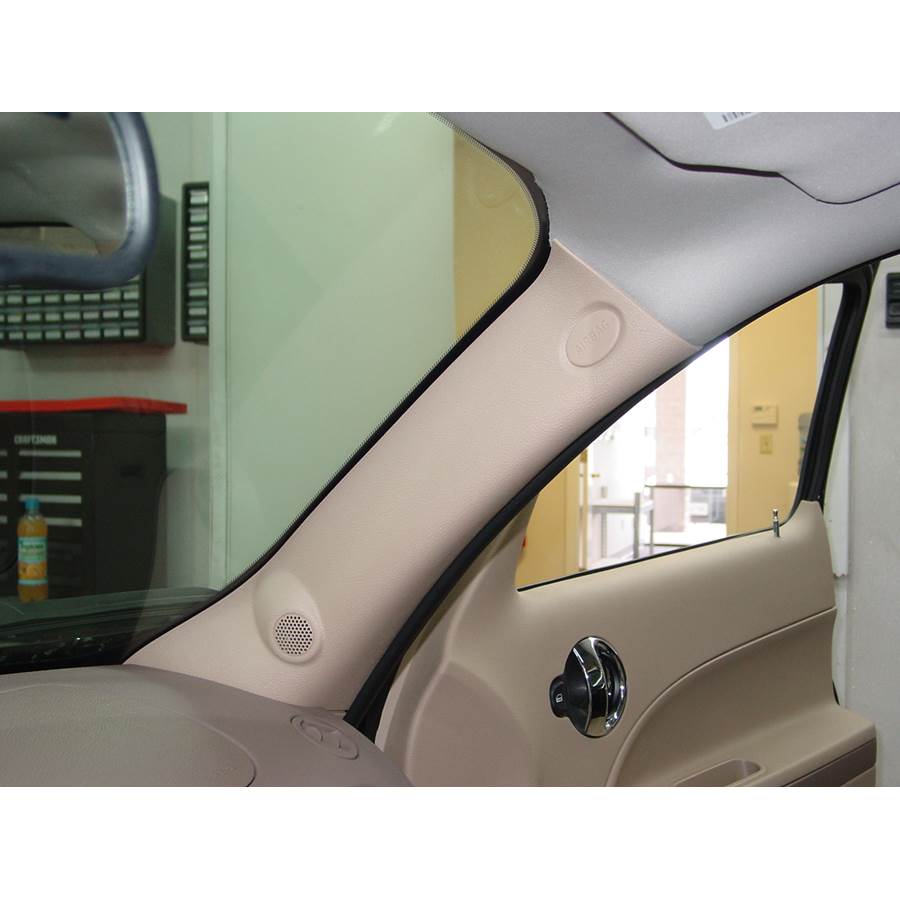 2008 Chevrolet HHR Front pillar speaker location