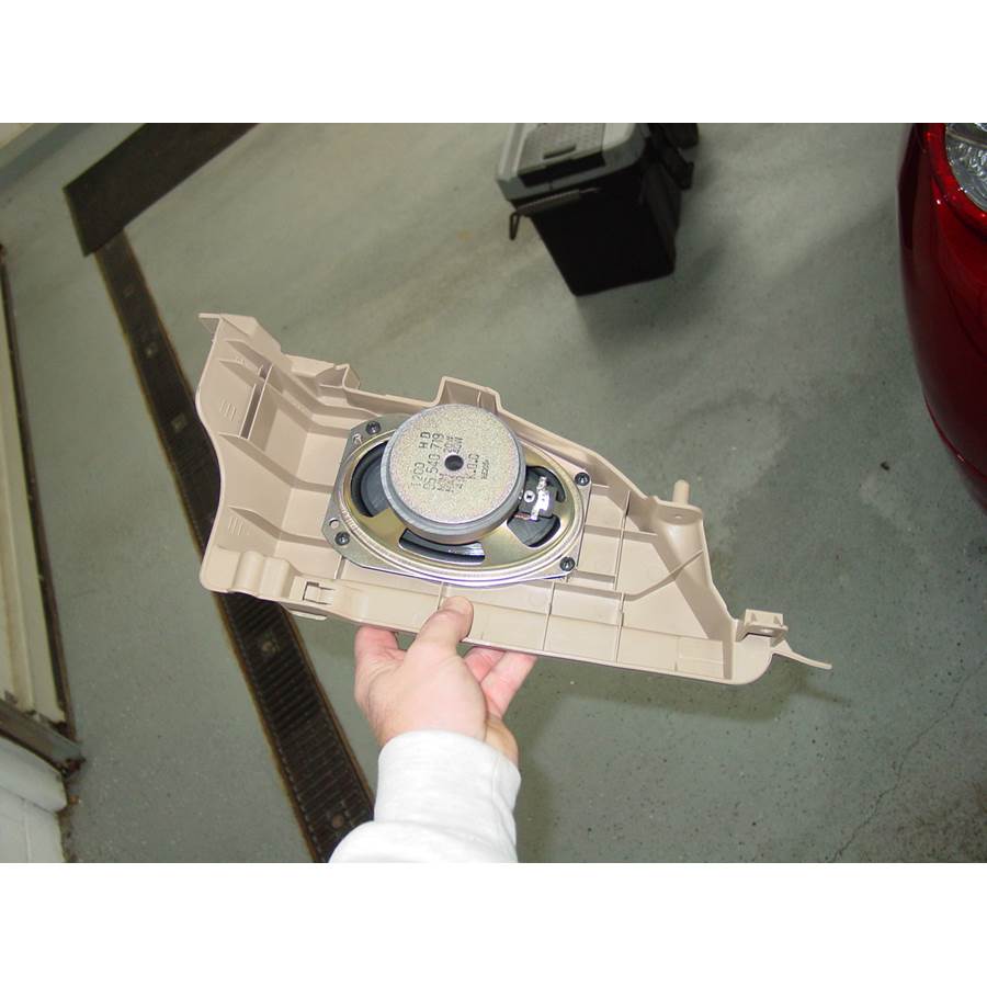 2010 Chevrolet Aveo5 Side panel speaker