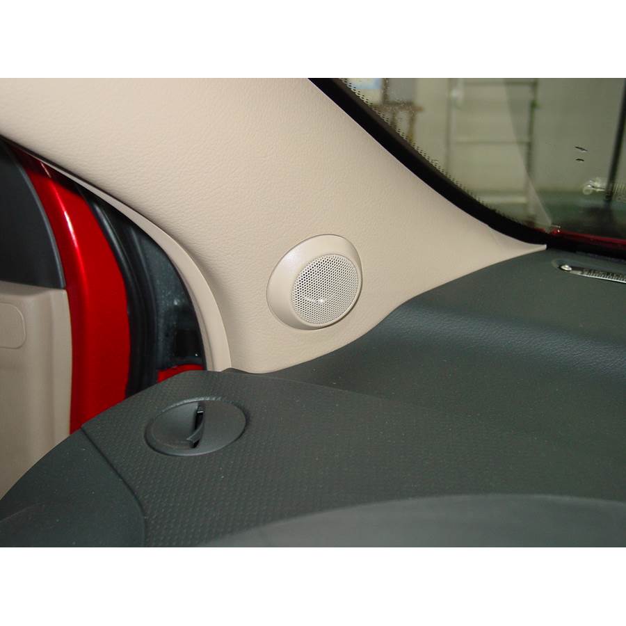 2009 Chevrolet Aveo5 Front pillar speaker location