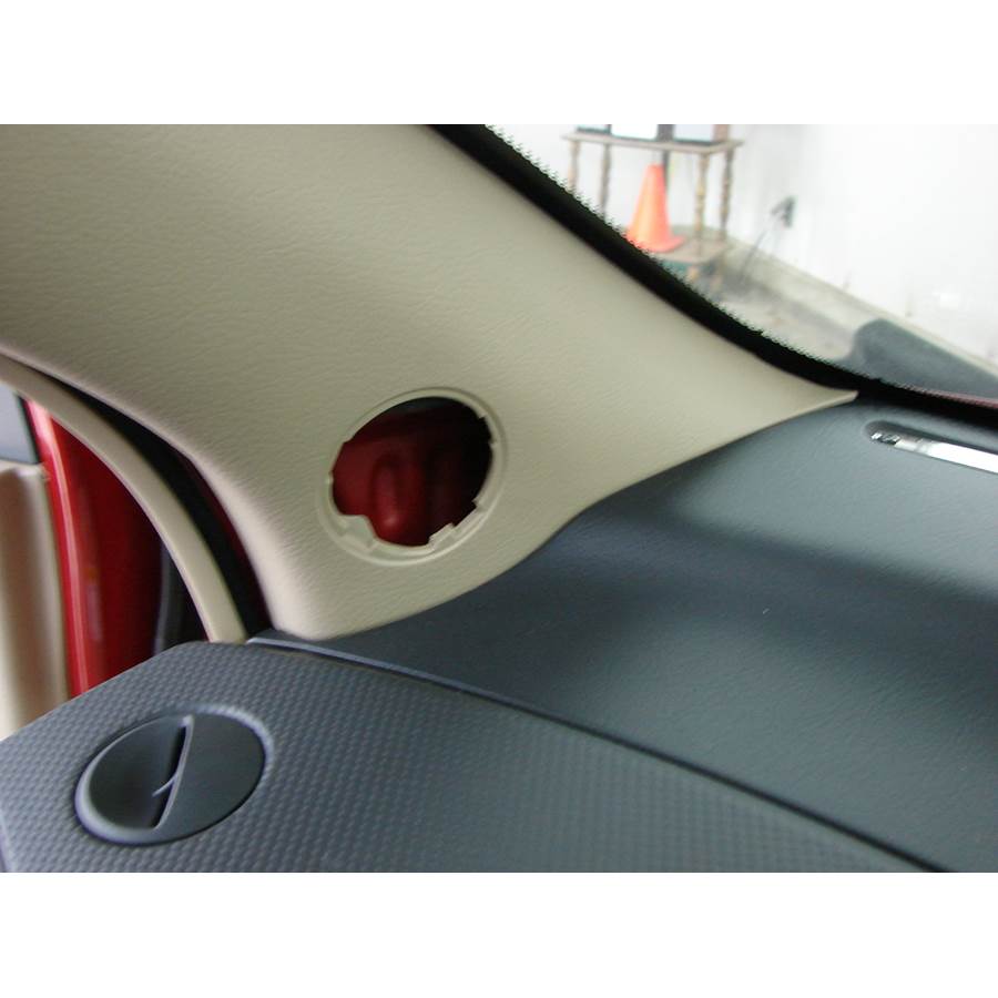 2007 Chevrolet Aveo Front pillar speaker removed