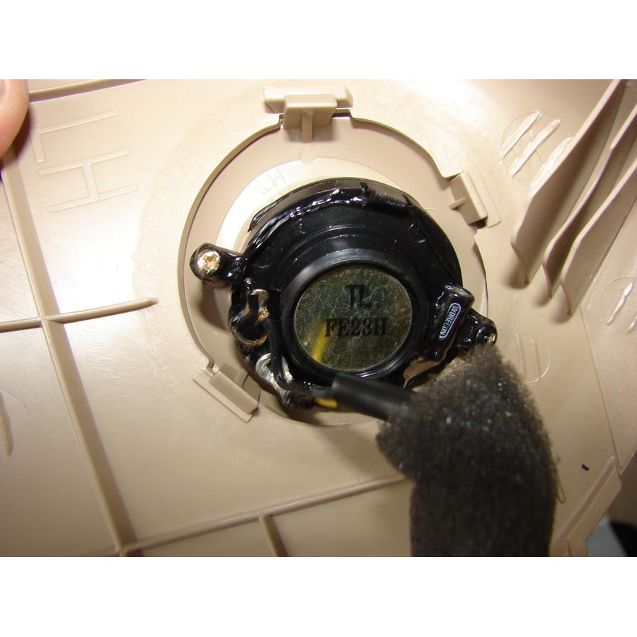 2009 Chevrolet Aveo Front pillar speaker