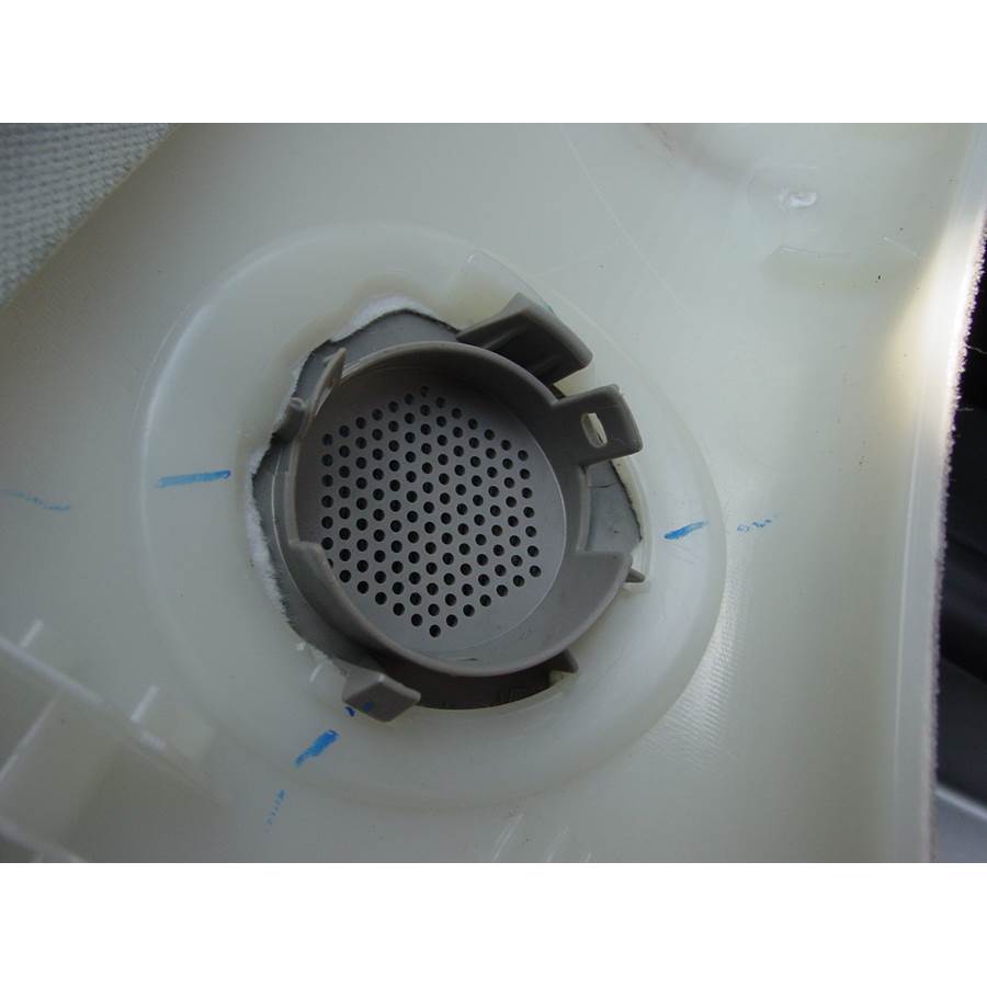 2009 Chevrolet Malibu Front pillar speaker removed