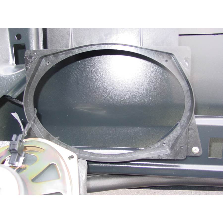 2020 GMC Savana Tail door speaker removed