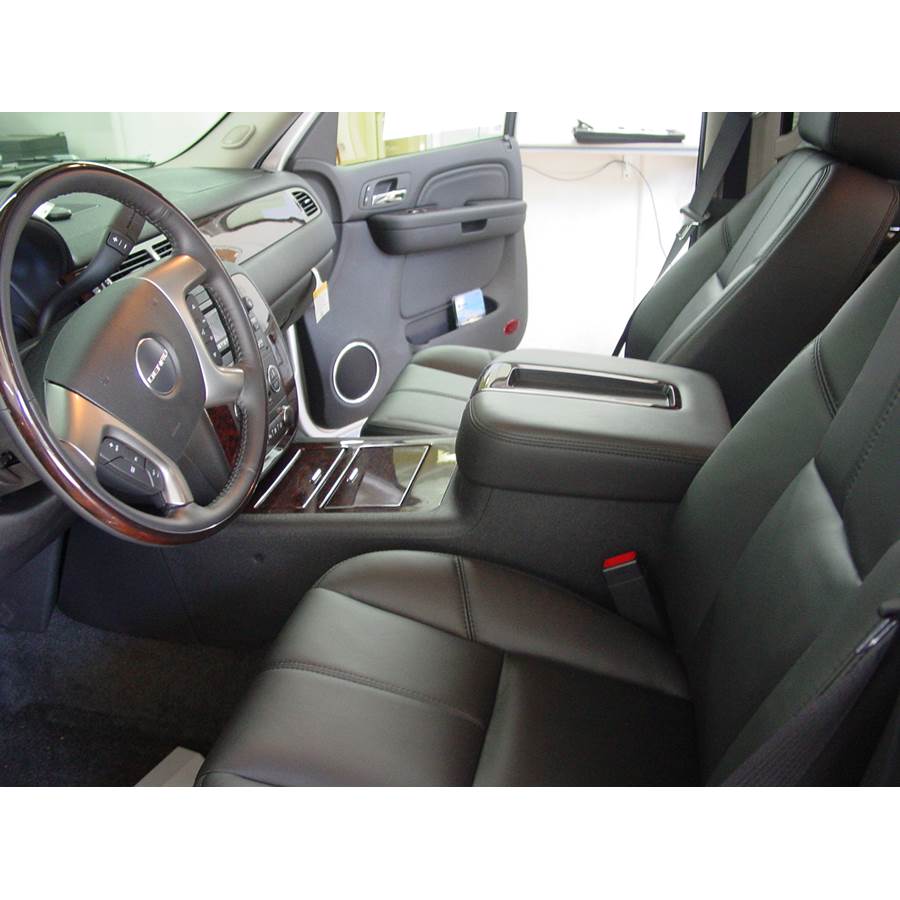 2011 Chevrolet Silverado 2500/3500 Center console speaker location
