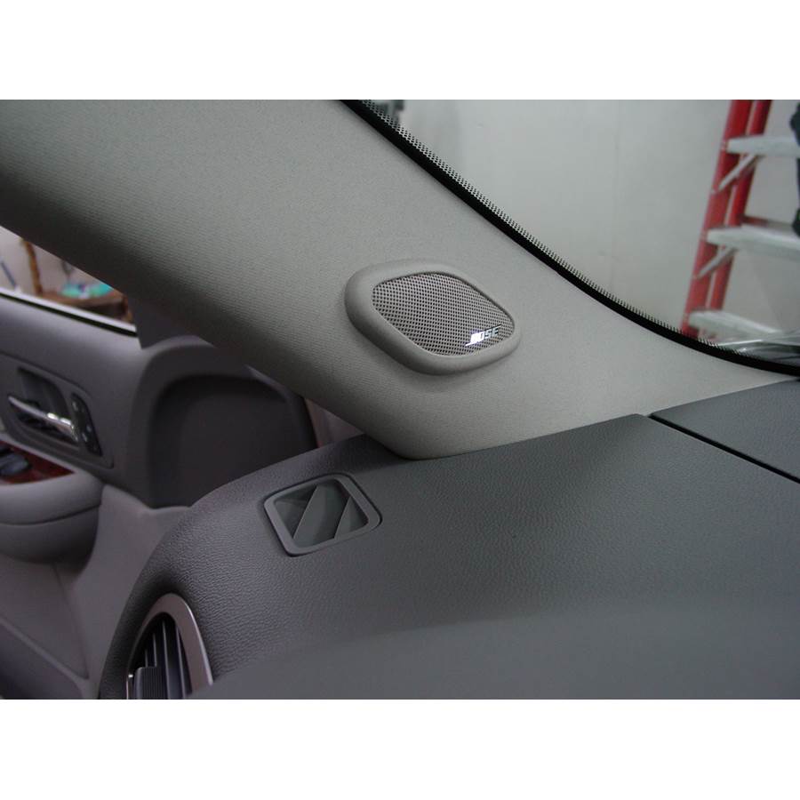 2012 Chevrolet Silverado 2500/3500 Front pillar speaker location