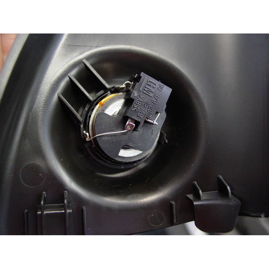 2005 Chevrolet Equinox Front door tweeter