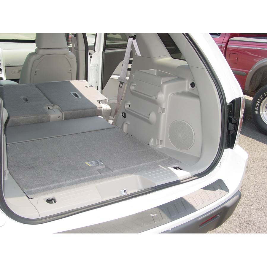 2007 Chevrolet Equinox Far-rear side speaker location