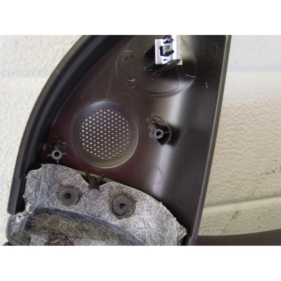2005 Chevrolet Cobalt Front door tweeter removed