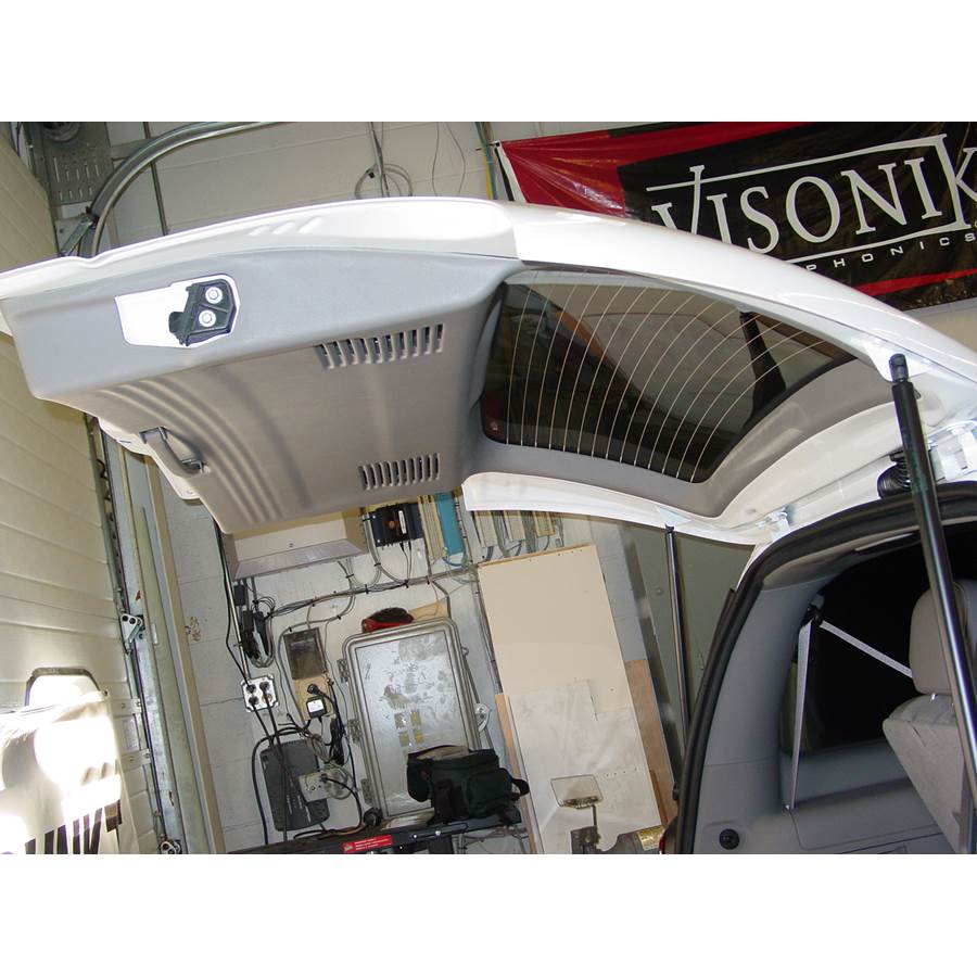 2007 Chevrolet Uplander Tail door speaker location