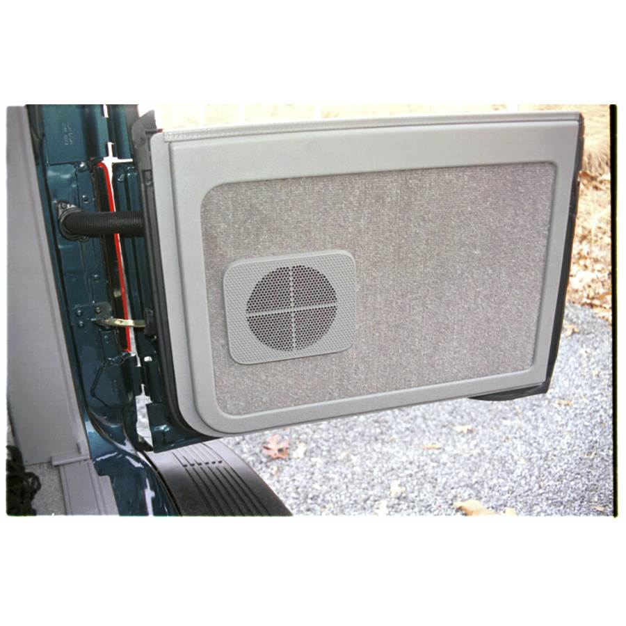 1998 Chevrolet Astro Tail door speaker location