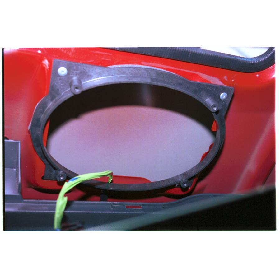 1998 Chevrolet Blazer Mid-rear speaker removed
