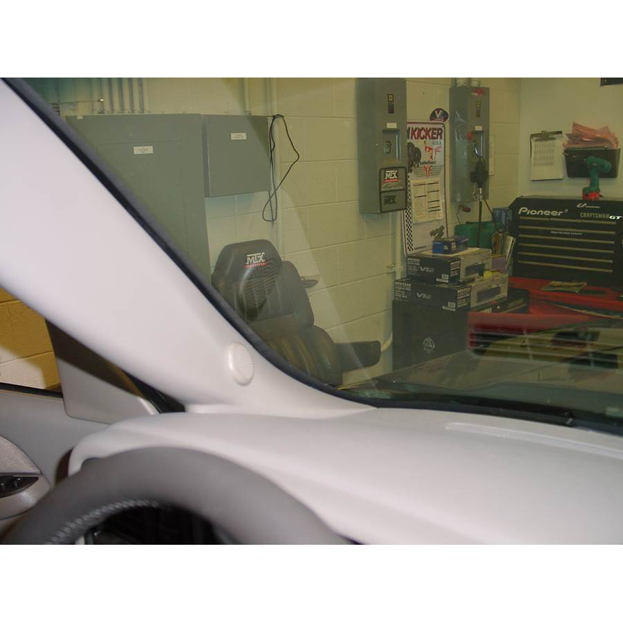 2003 Chevrolet Silverado 2500/3500 Front pillar speaker location