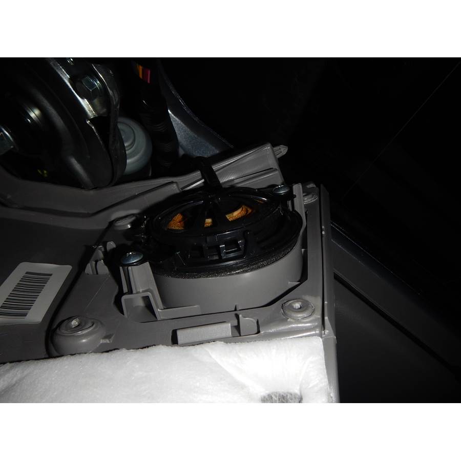 2016 Honda Odyssey Touring Elite Rear pillar speaker