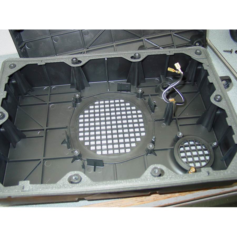 2007 Honda Odyssey Under front seat speaker removed