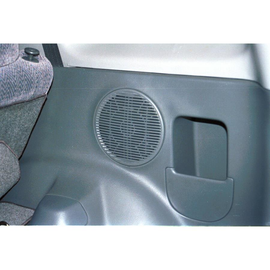 2001 Honda CRV Far-rear side speaker location