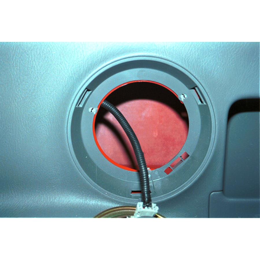 2001 Honda CRV Far-rear side speaker removed
