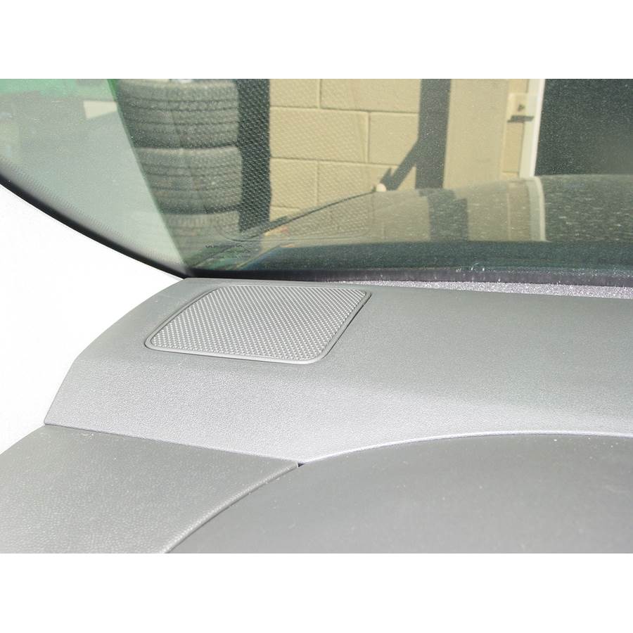 2014 Nissan Xterra Dash speaker location