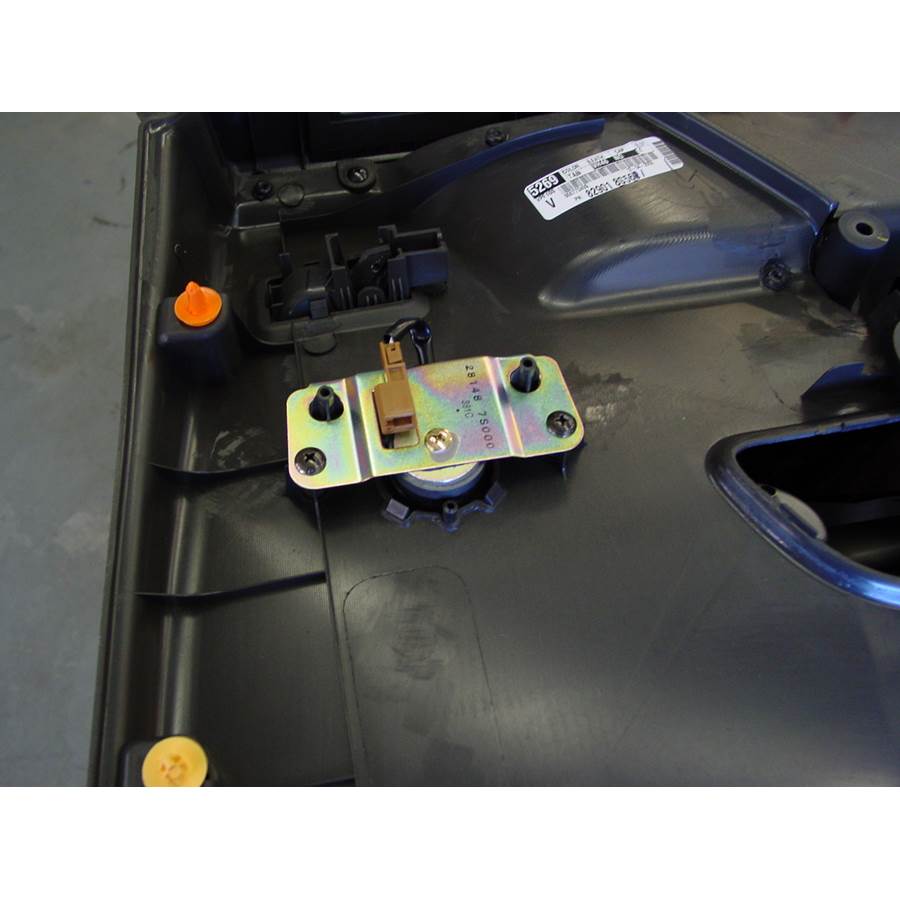 2010 Nissan Titan Rear door tweeter