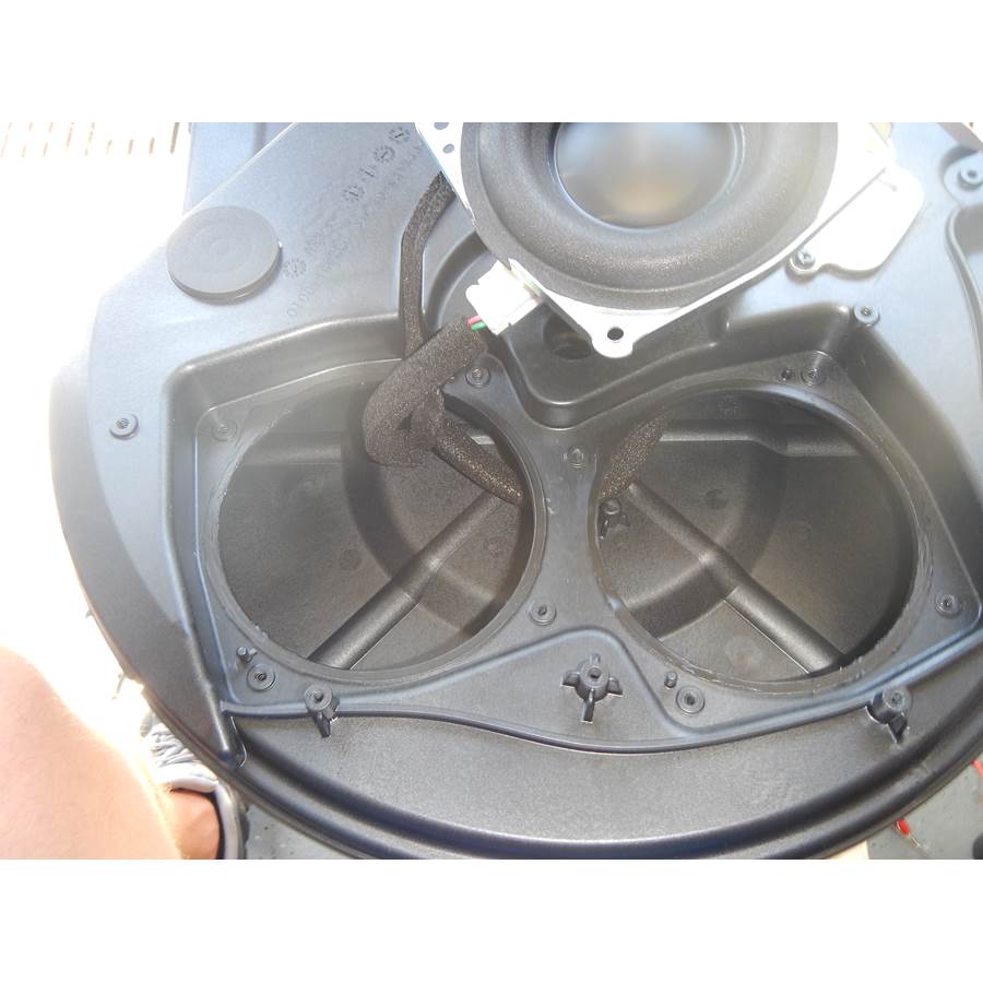 2018 Nissan Rogue Under cargo floor speaker removed