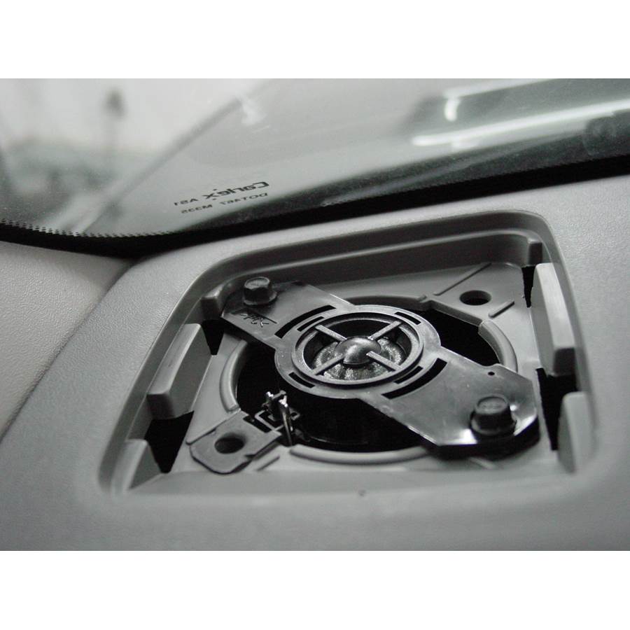 2010 Nissan Frontier LE Dash speaker