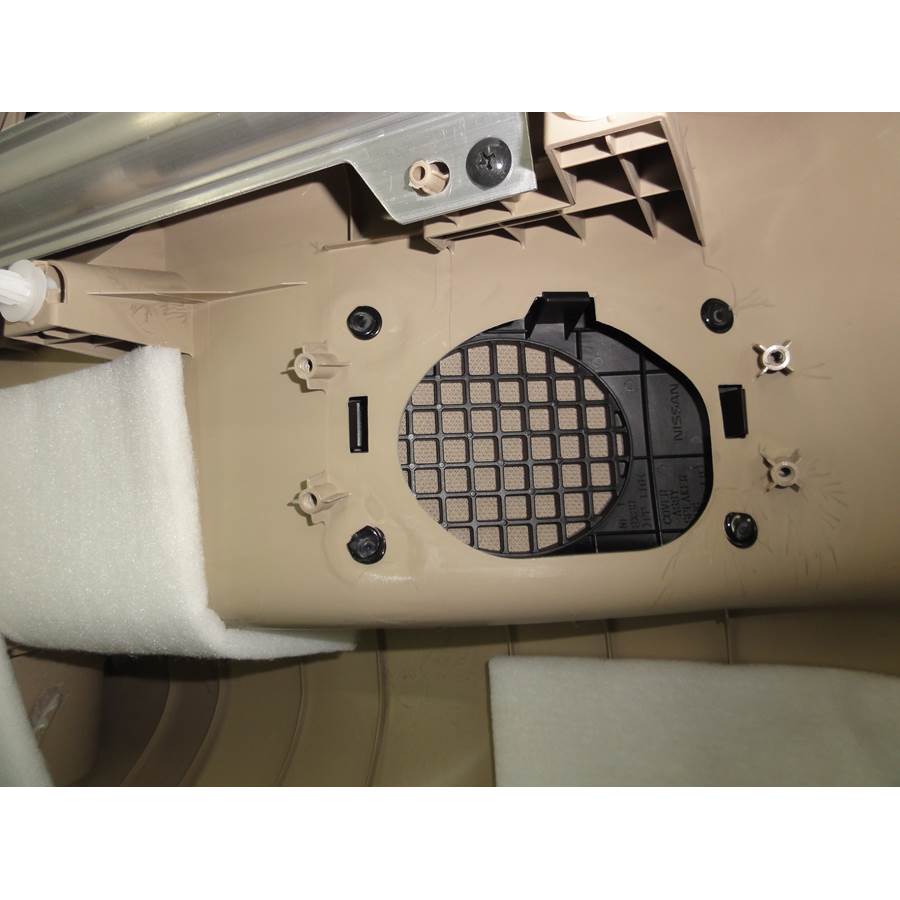 2012 Nissan Quest Far-rear side speaker removed