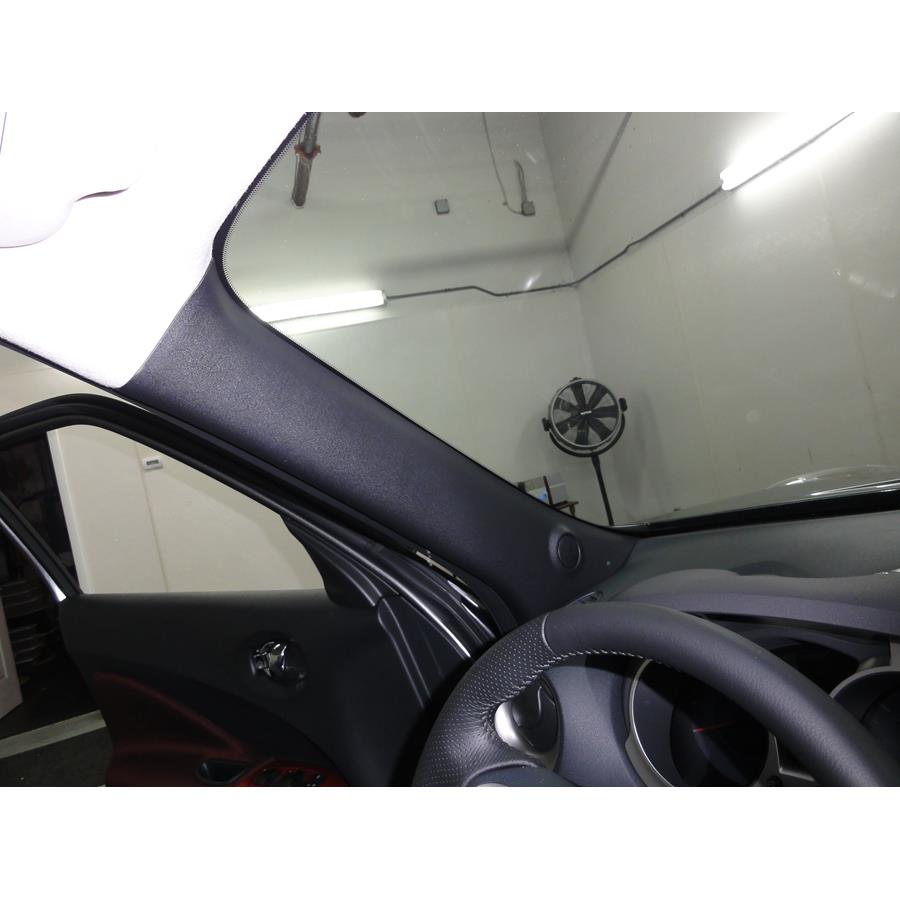 2013 Nissan Juke Front pillar speaker location