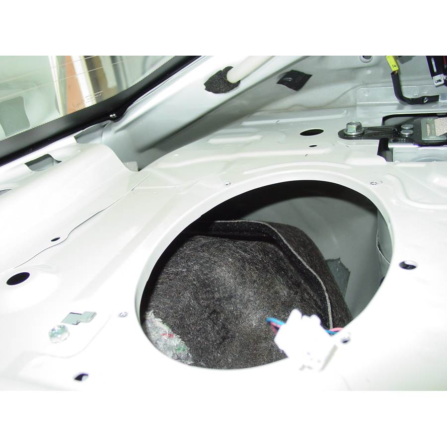 2010 Nissan Maxima Rear deck speaker removed